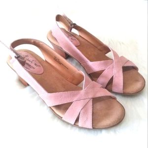 Coldwater Creek Wpmen's Sandals Pink Suede Leather Sz 11 M